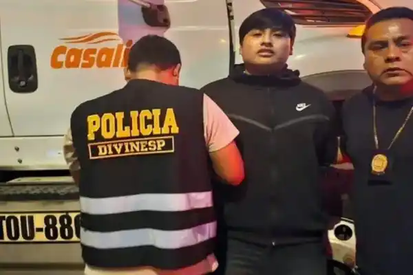 600x400_detenido-pequeno-j-fue-interceptado-sur-lima-1105576-085122