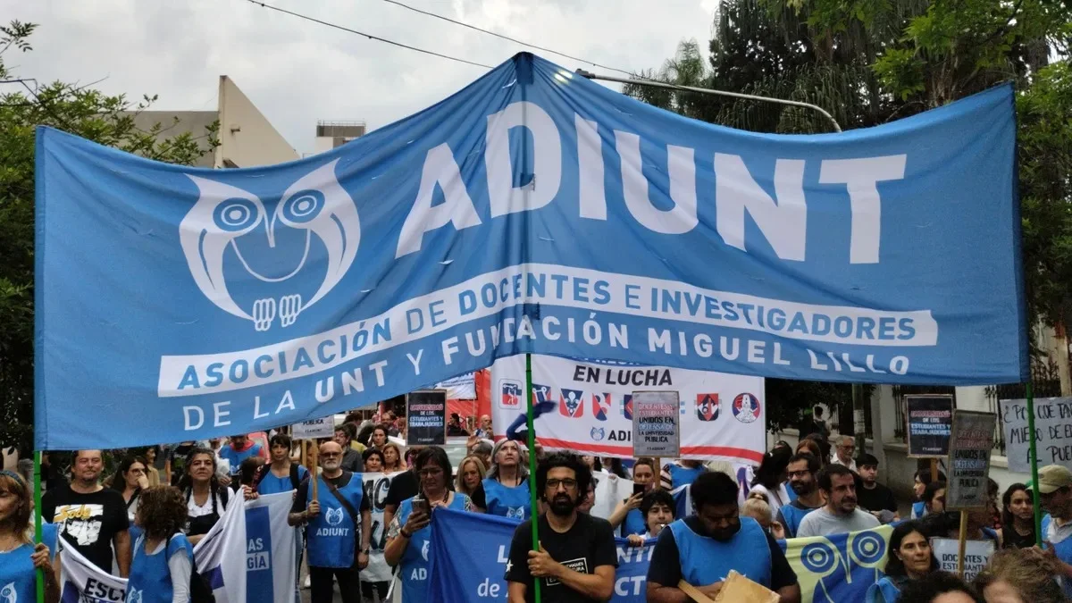 16226-movilizacion-del-12-de-mayo-en-tucuman-adiunt-convoca-a-un-bloque-y-acto-independientes
