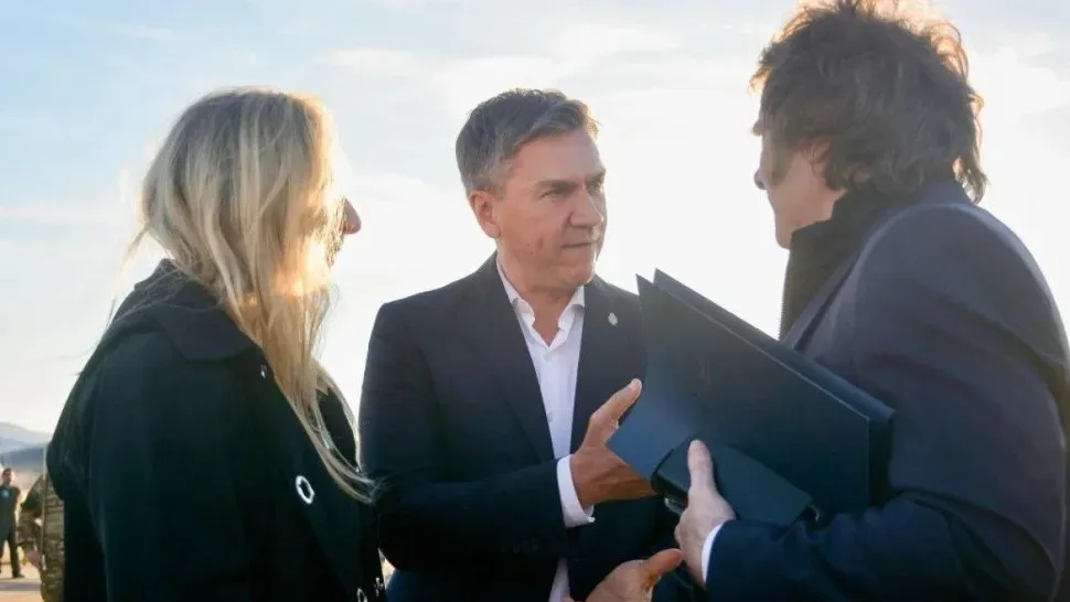 zdero-con-javier-y-karina-milei_1.jpg_1195006235