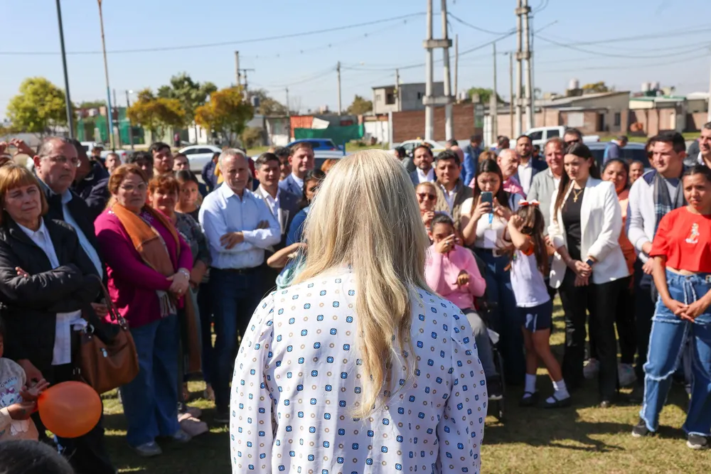 multimedia.grande.bf4cc9c490edcc54.Z3JhbmRlLndlYnA=