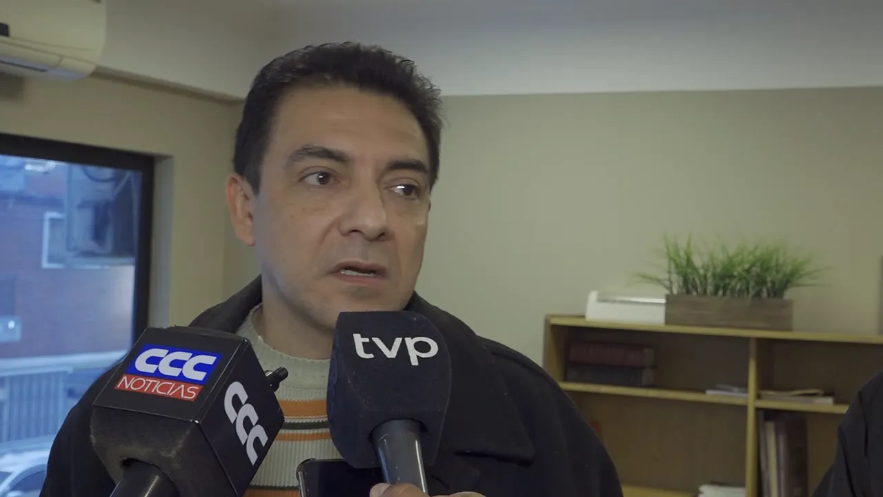 007 vialidad.00_01_28_07.Imagen fija001