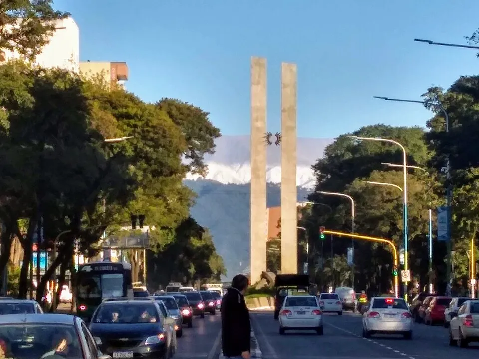960px-Monumento_al_Bicentenario