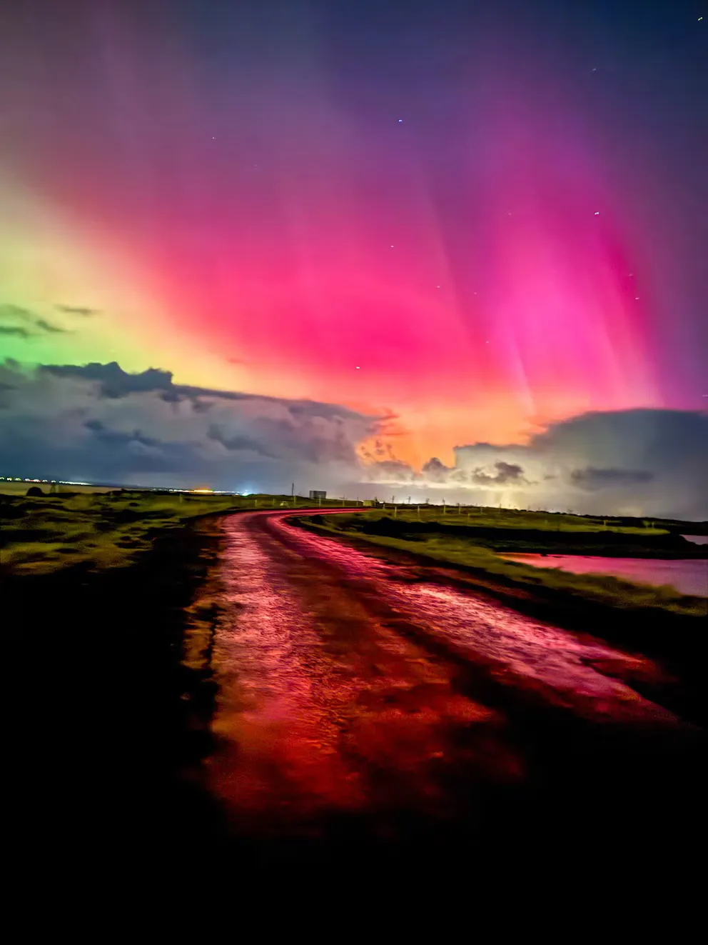 UB2Z4XCGTJADLKJDXCW7H3VGBU