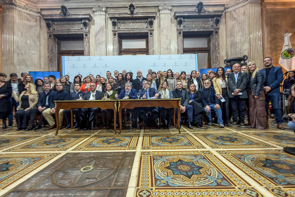 conferecia-Senada-cristina-kirchner-1