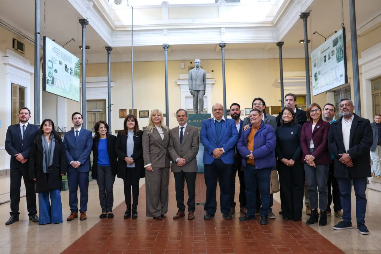 multimedia.normal.80dff5fc08ac0f72.bm9ybWFsLndlYnA=