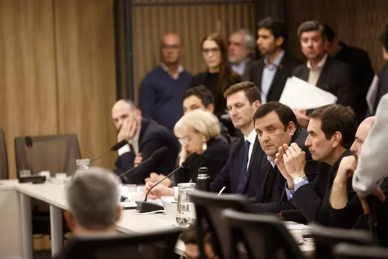 debate-de-comision-del-caso-libra-en-H2GB3AAMRBEUPO2AWAMZVVJMZU