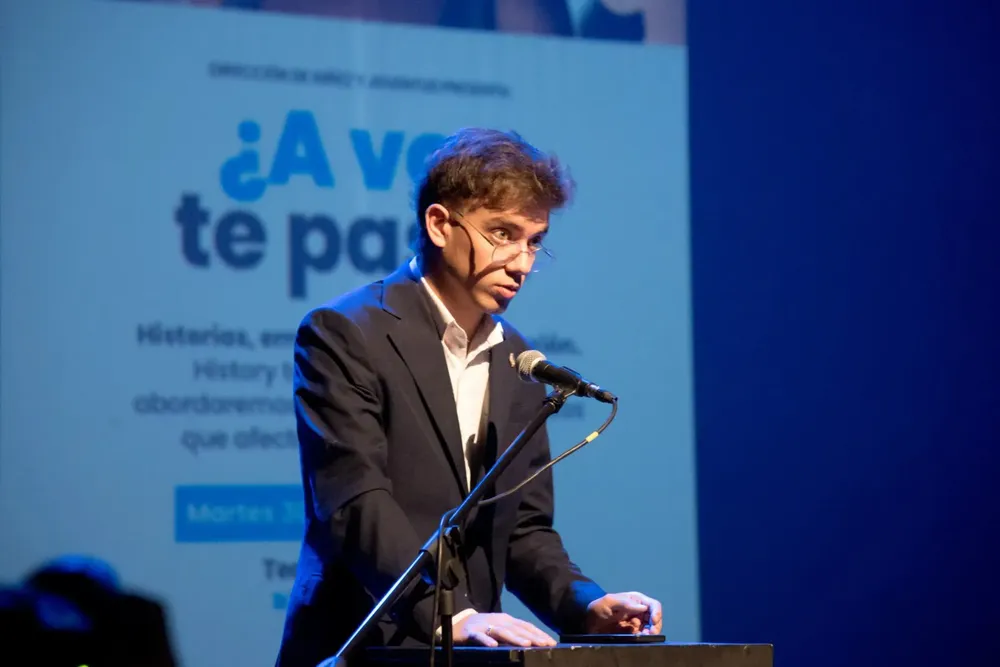 multimedia.grande.a3e31ed784fd5377.Z3JhbmRlLndlYnA=