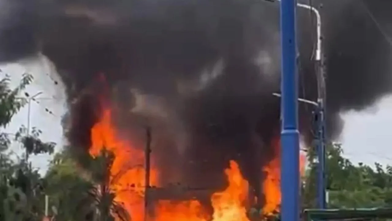 garrafasexplosionfamailla_large