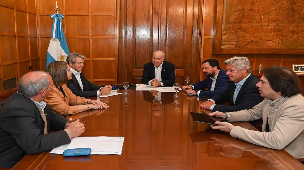 mesa-de-enlace-y-gobierno-HDXST5OZYVENXEHR5U6PNDDHDE