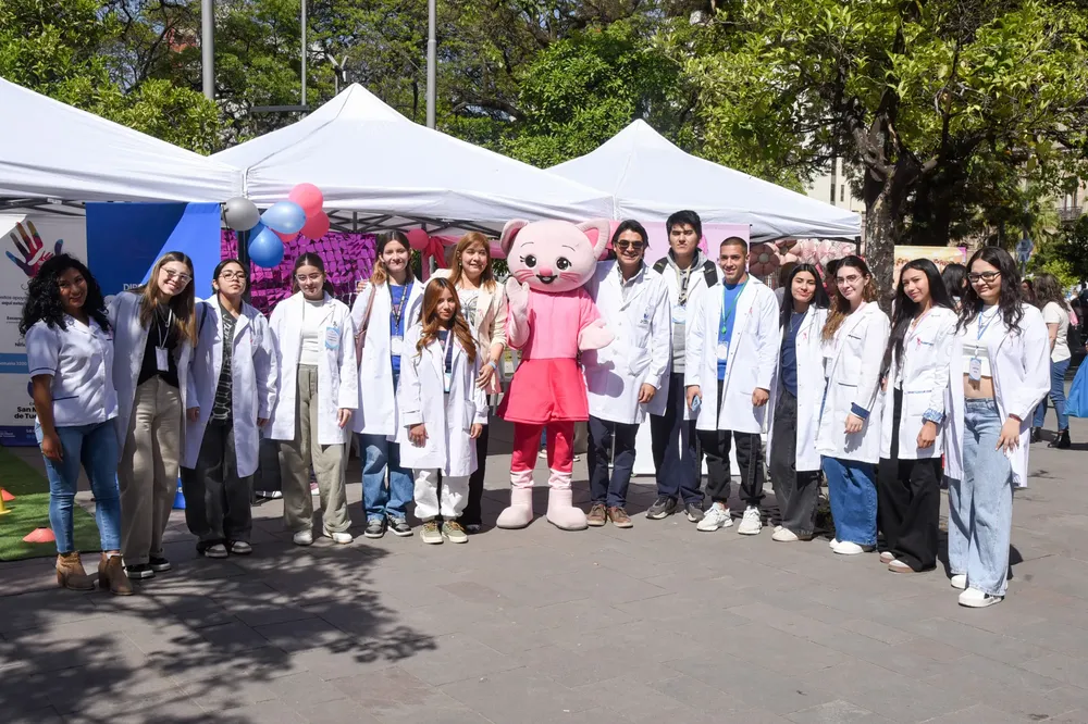 multimedia.grande.9596014bc529901d.Z3JhbmRlLndlYnA=