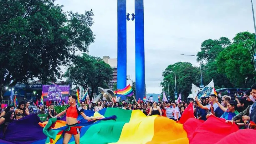 818x460_221204205601_74725