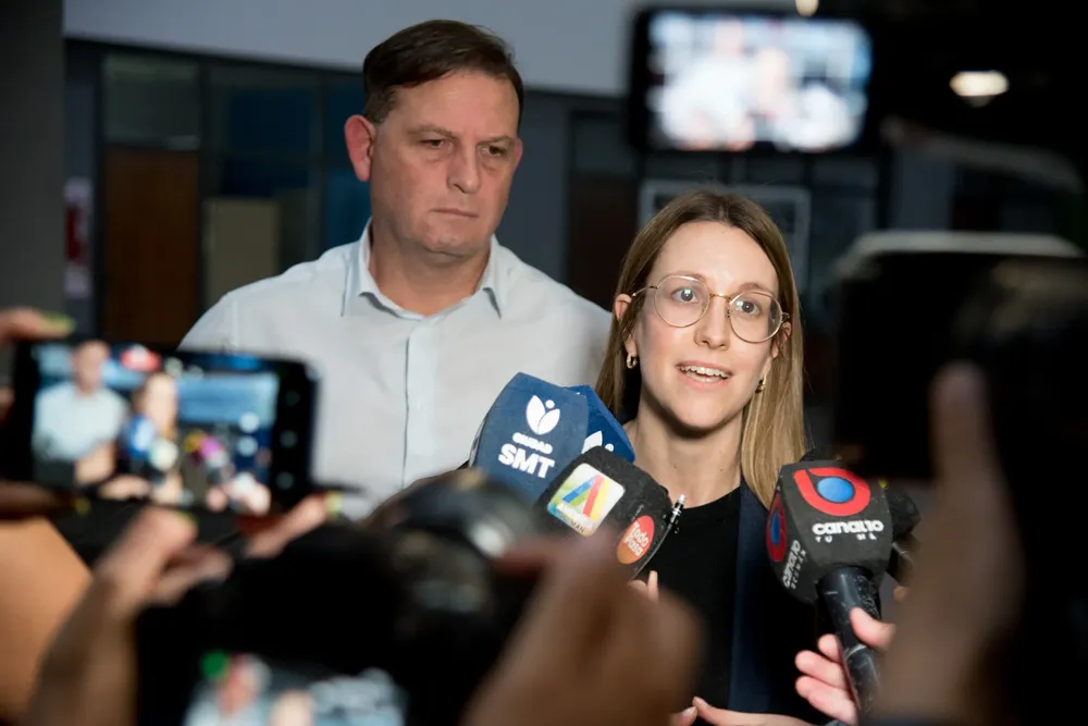 CAMILA GIULIANO PRENSA