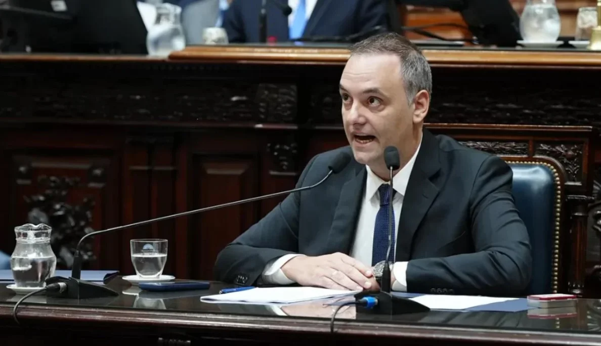 adorni redes