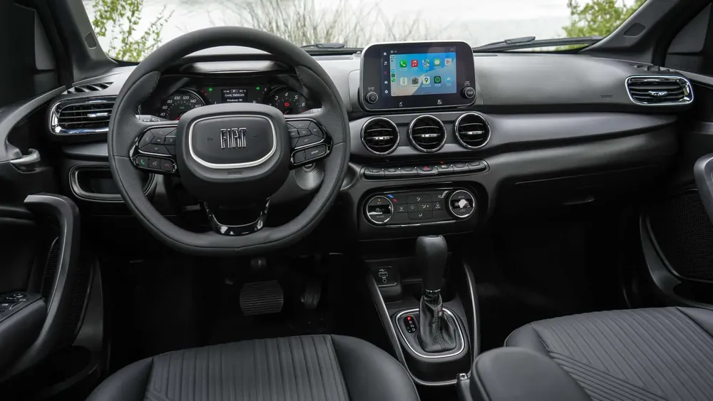 fiat-cronos-2025