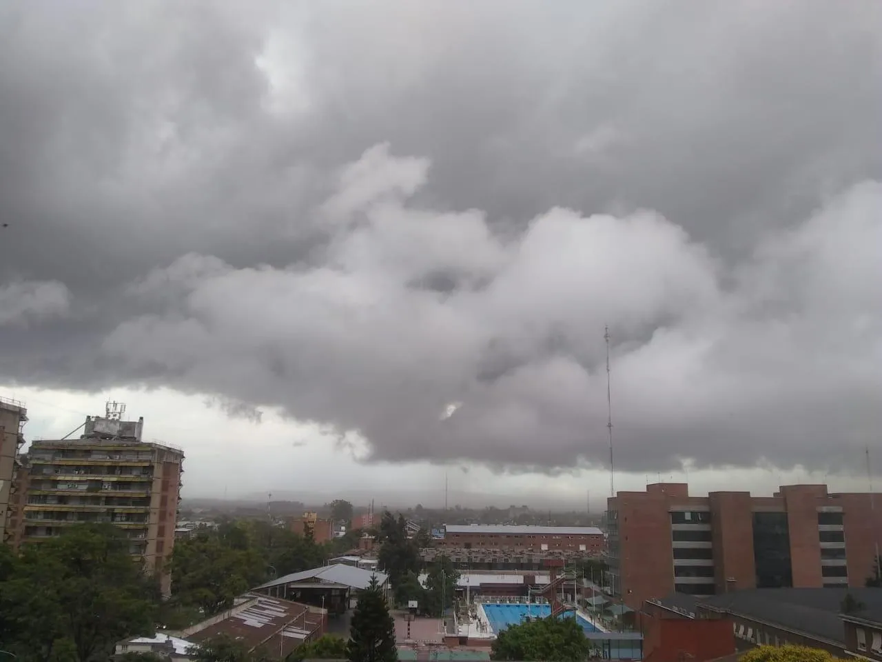 nubes-amenazantes-comenzo-periodo-lluvias-tucuman-foto-archivo-la-gaceta-918945-094806