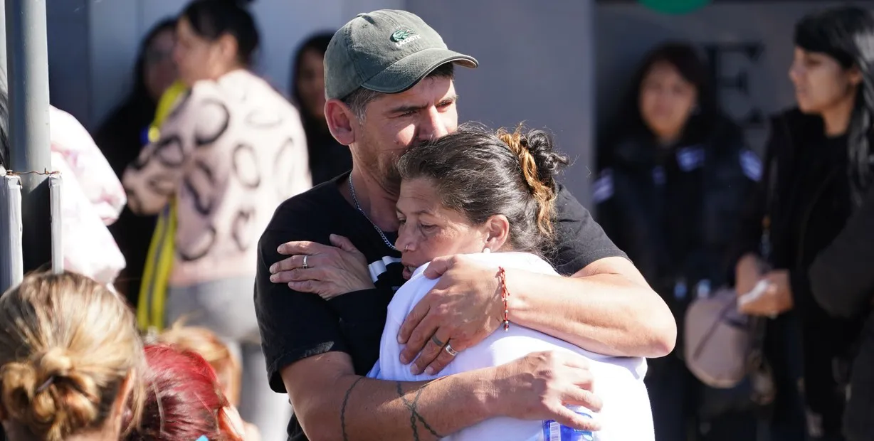 aBCVZpapo_1256x620__4