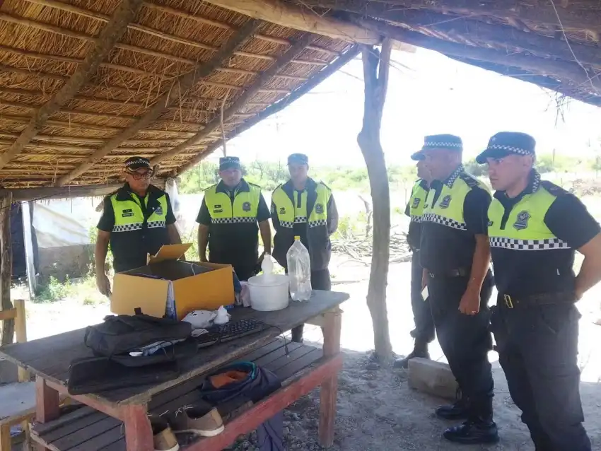 850x638_policias-procedimiento-1160341-161718