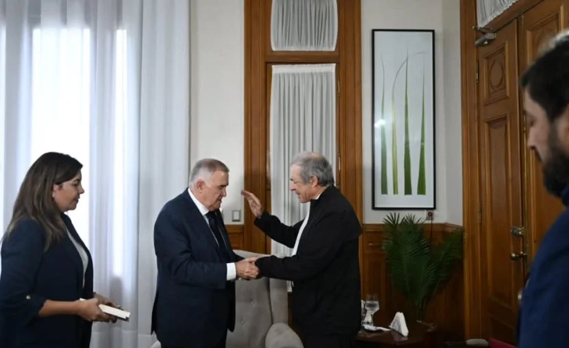Captura de pantalla jaldo y sacerdote