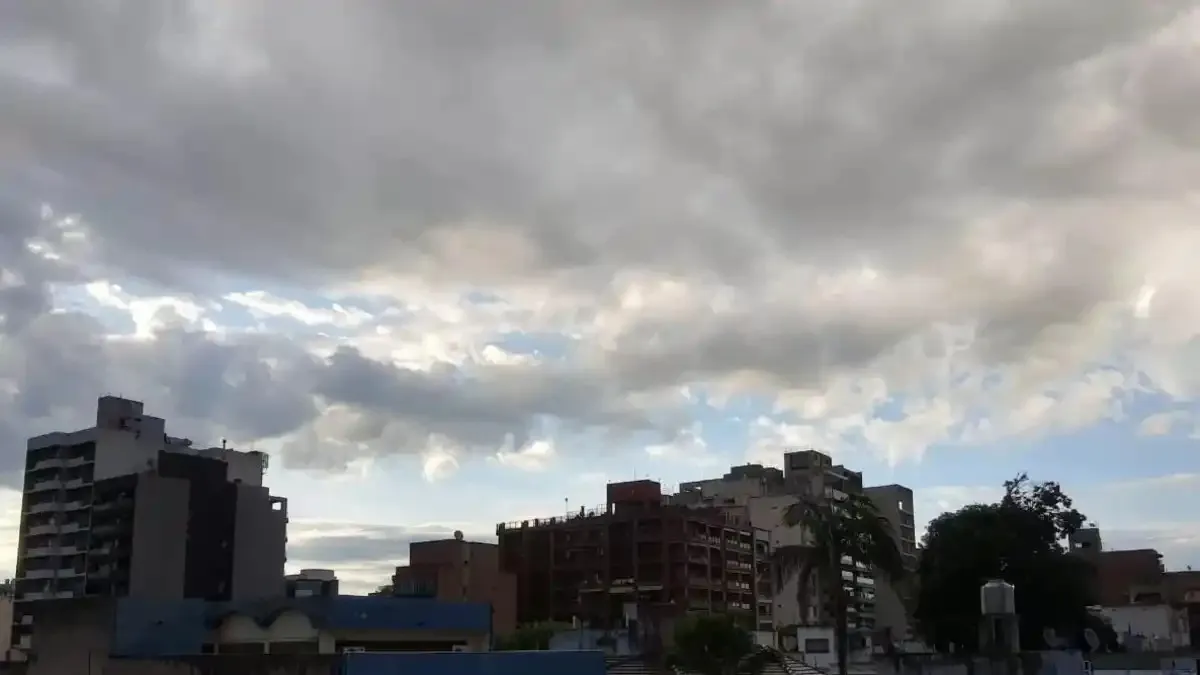 1200x675_tiempo-tucuman-anticipan-sabado-marcado-chaparrones-inestabilidad-1109515-083233